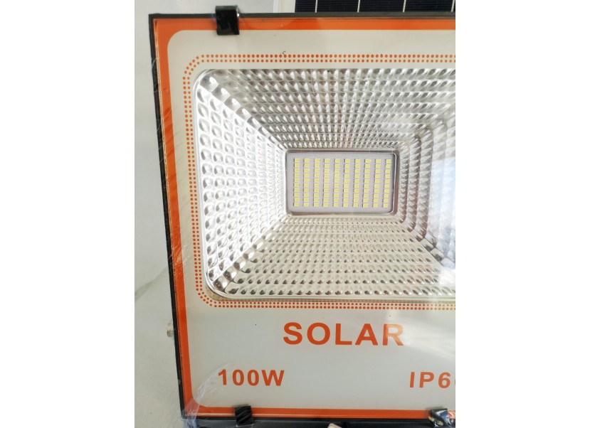 Прожектор уличный светодиодный на солнечной батареи с ДУ. 100Вт.